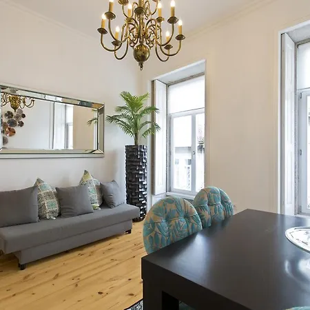 Elegance Palace *