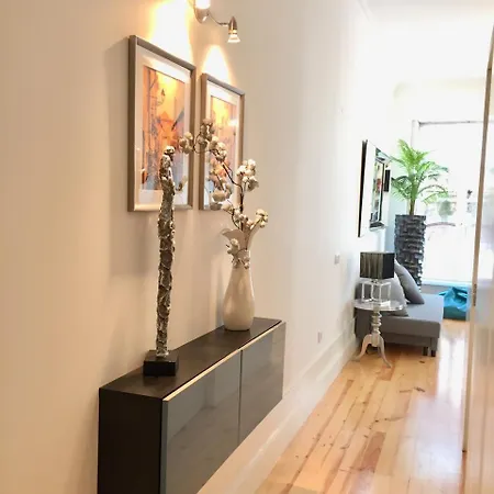Elegance Palace * Βίλα Νόβα ντε Γκάια